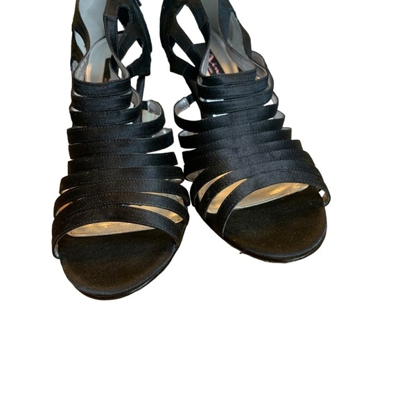 Nina Colucci Black Satin Strappy Peep Toe Pumps Size 8.5 M Ladies Satin Heels - Picture 8 of 12